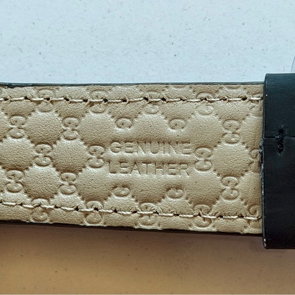 Gucci Interlocking G Gold PVD Watch - Black Dial - Authentic w/ Papers - Picture 9 of 14